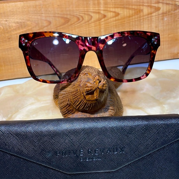 Prive Revaux Polarized Sunglasses Majestic Tort/Grey Like New Worn a few Times! - Picture 4 of 12